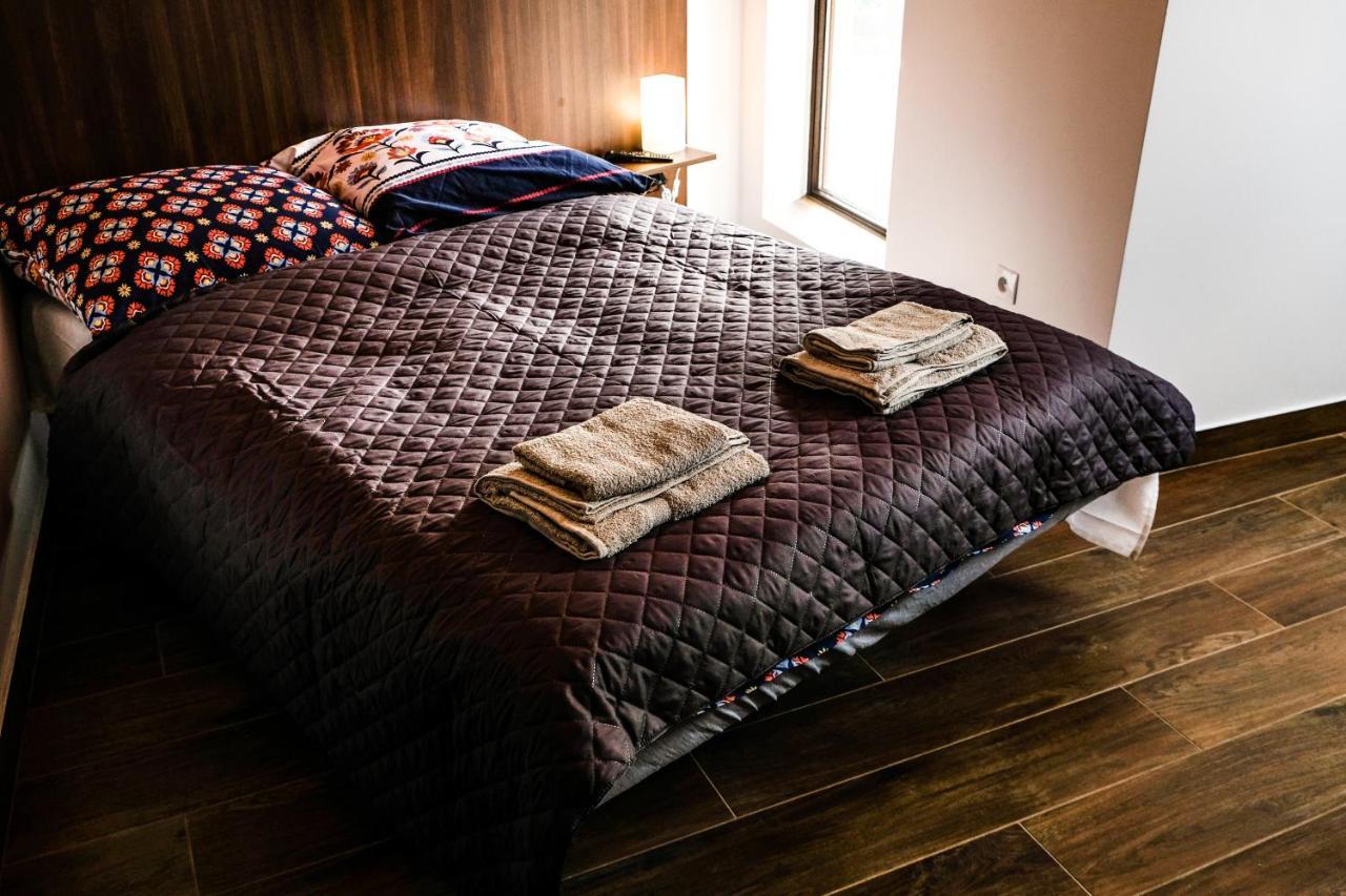Villa 37B Bed And Breakfast Warsawa Bagian luar foto