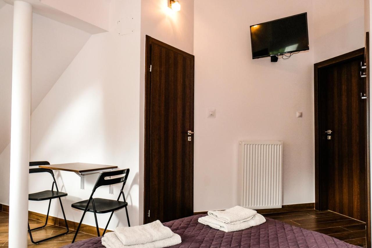 Villa 37B Bed And Breakfast Warsawa Bagian luar foto