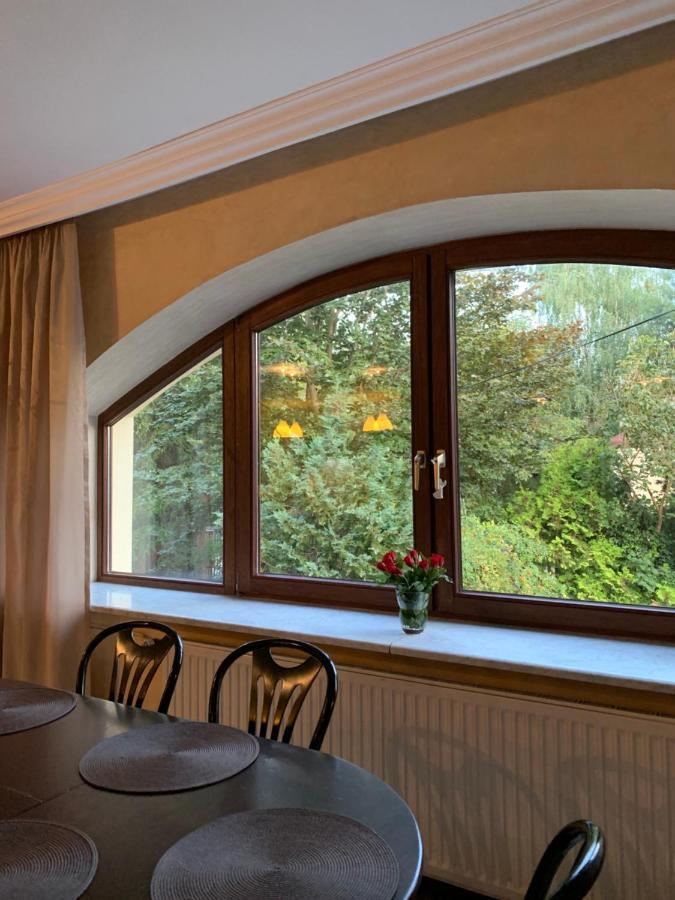 Villa 37B Bed And Breakfast Warsawa Bagian luar foto