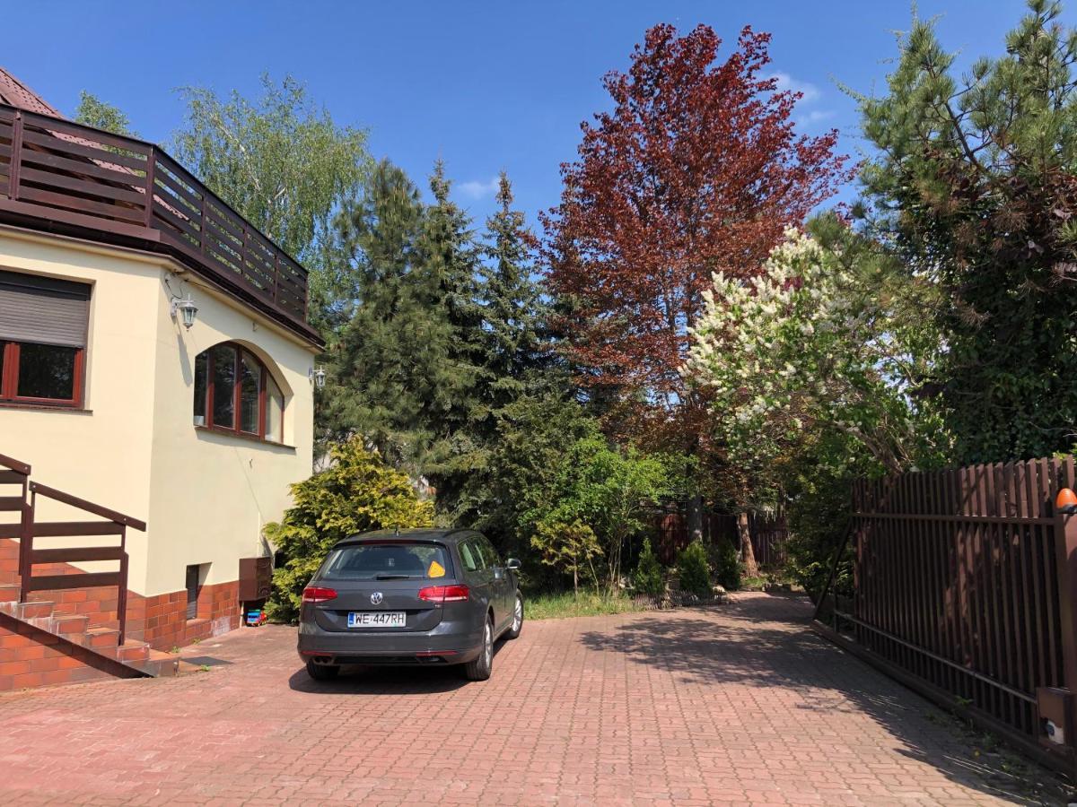 Villa 37B Bed And Breakfast Warsawa Bagian luar foto