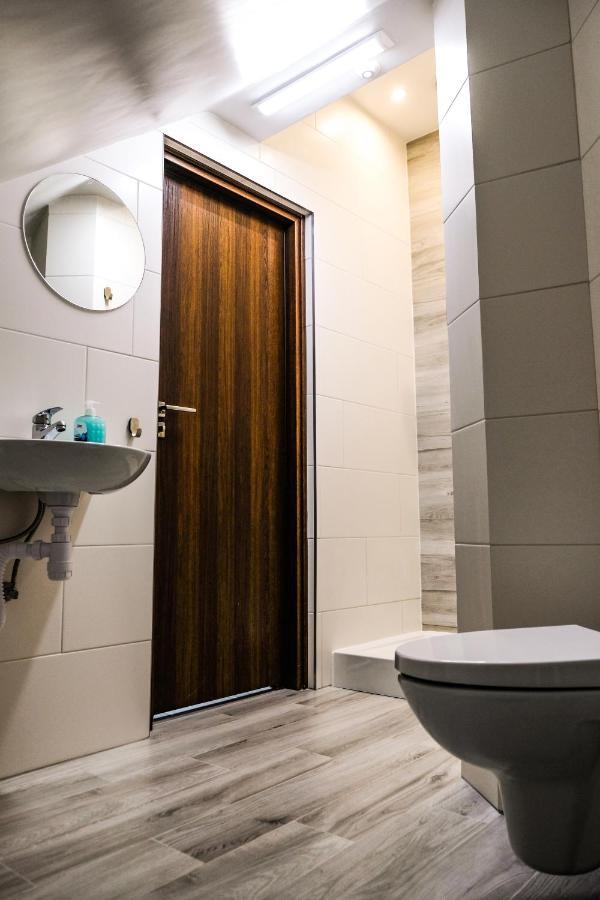 Villa 37B Bed And Breakfast Warsawa Bagian luar foto